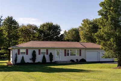 733 Greenfield Rd, Lackawannock Township, PA 16137 - Photo 1