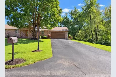 2924 Glenda Dr, Scott Township, PA 16101 - Photo 4