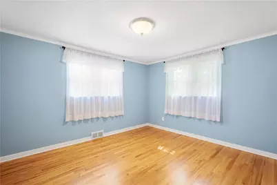 109 Valleyview Drive, Pittsburgh, PA 15215 - Photo 18