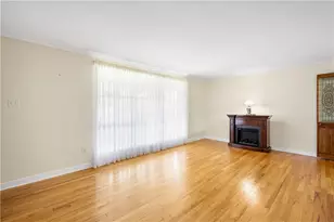 109 Valleyview Dr, Pittsburgh, PA 15215 - Photo 12