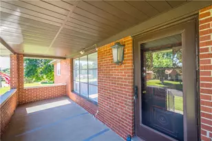 109 Valleyview Dr, Pittsburgh, PA 15215 - Photo 4