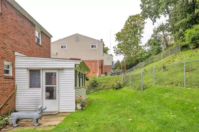 1114 McKnight Dr, Bethel Park, PA 15102 - Photo 6