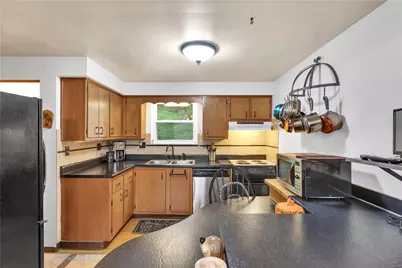 1114 McKnight Dr, Bethel Park, PA 15102 - Photo 16