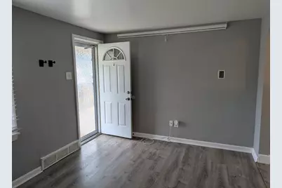314 James St, North Versailles, PA 15137 - Photo 2