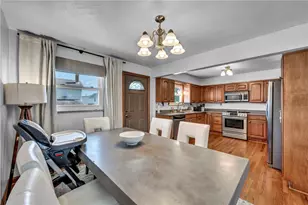 111 S Hitchman, Mt Pleasant Boro, PA 15666 - Photo 8