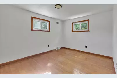 118 Foster Rd, Beaver Falls, PA 15010 - Photo 14