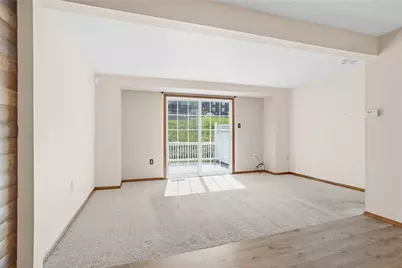 5011 Hamilton Dr, Hopewell Township, PA 15001 - Photo 6