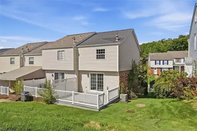 5011 Hamilton Dr, Hopewell Township, PA 15001 - Photo 2