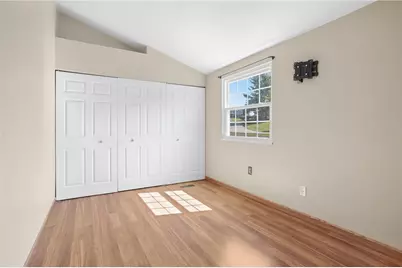 5011 Hamilton Dr, Hopewell Township, PA 15001 - Photo 16