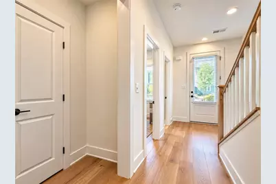 614 Whitby Ln, Cranberry Township, PA 16066 - Photo 8