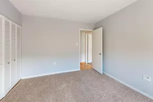 2120 Greentree Rd, Scott Township, PA 15220 - Photo 22