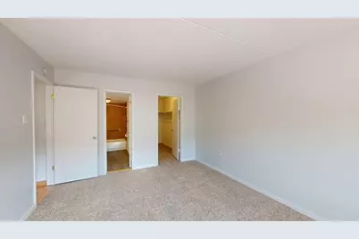 2120 Greentree Road #102E, Scott Township, PA 15220 - Photo 16