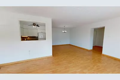2120 Greentree Road #102E, Scott Township, PA 15220 - Photo 6