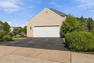 3001 Linden Ct, Moon/Crescent Twp, PA 15108 - Photo 32