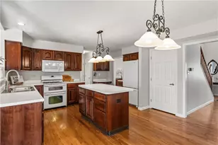 3001 Linden Ct, Moon/Crescent Twp, PA 15108 - Photo 10