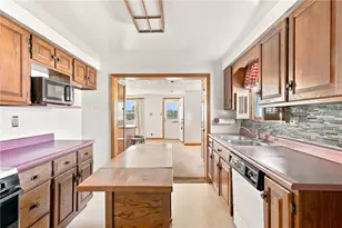 210 Edwards St, Dunbar Township, PA 15486 - Photo 16