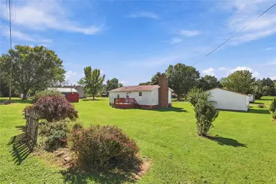 210 Edwards St, Dunbar Township, PA 15486 - Photo 30