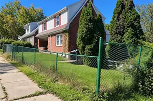 1532 Tonopah Ave, Beechview, PA 15216 - Photo 2