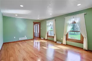 2525 Country Side Ln, Pittsburgh, PA 15090 - Photo 12