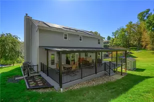 2525 Country Side Ln, Pittsburgh, PA 15090 - Photo 28