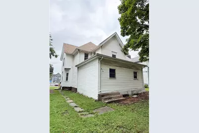 219 E Wallace Ave #2, New Castle, PA 16101 - Photo 1