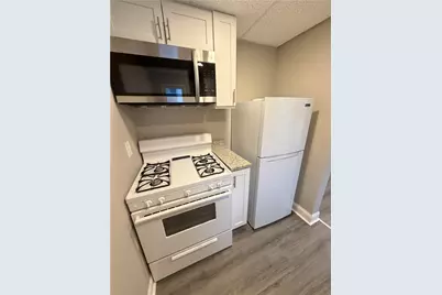 219 E Wallace Ave #2, New Castle, PA 16101 - Photo 8