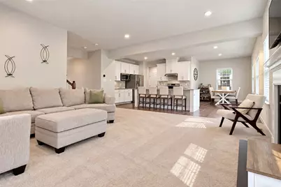 558 Dogwood Ln, McDonald, PA 15057 - Photo 2