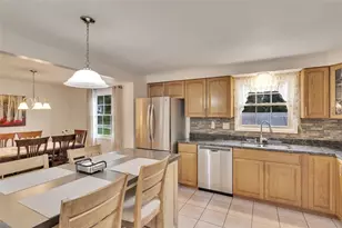 6 Greenview Dr, Hempfield Township, PA 15644 - Photo 8