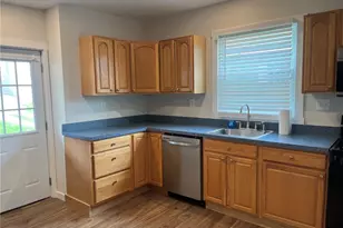 13 W Monroe St, Latrobe, PA 15650 - Photo 14