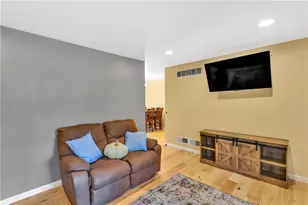 210 Valley Rd, Concord Township, PA 16061 - Photo 10