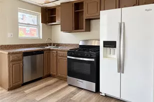 1023 Sherman Ave, Duquesne, PA 15110 - Photo 2