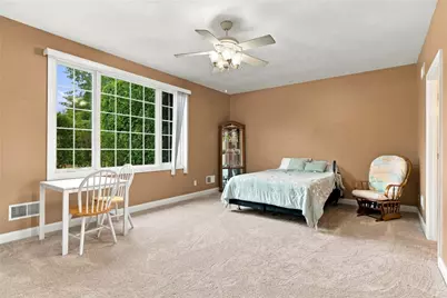 101 Chateau Dr, Center Township, PA 15001 - Photo 18