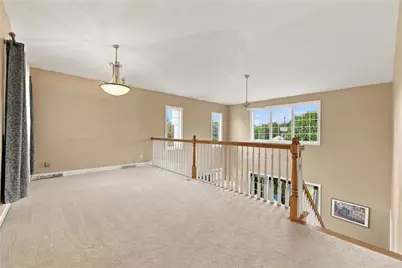 101 Chateau Dr, Center Township, PA 15001 - Photo 24