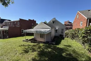 1231 Holmes St, McKees Rocks, PA 15136 - Photo 24