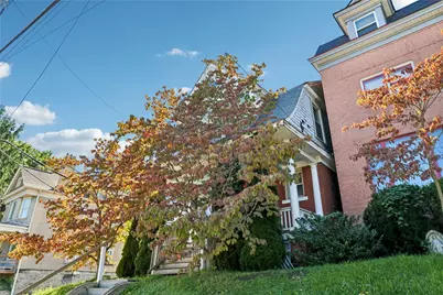 998 Greenfield Avenue, Pittsburgh, PA 15217 - Photo 4