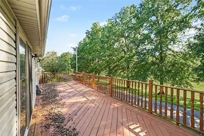717 Mallard Dr, Washington Township, PA 15613 - Photo 4