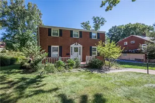 345 Pinehaven Dr, Bethel Park, PA 15102 - Photo 1
