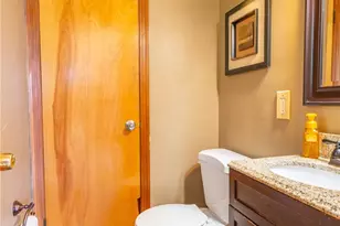 121 Black Hills Rd, Pittsburgh, PA 15239 - Photo 8