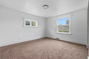 3302 N 31st Ave, Pulaski Township, PA 15066 - Photo 20