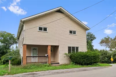 3302 N 31st Ave, Pulaski Township, PA 15066 - Photo 2
