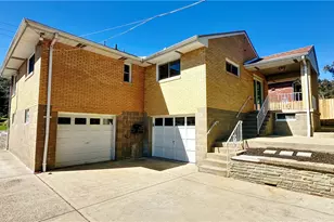 136 Richey Dr, Pittsburgh, PA 15147 - Photo 4
