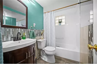124 Broadcrest Dr, Pittsburgh, PA 15235 - Photo 18
