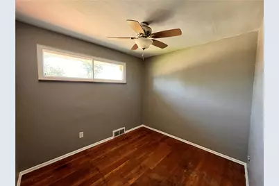 523 Larix Rd, Monroeville, PA 15146 - Photo 6