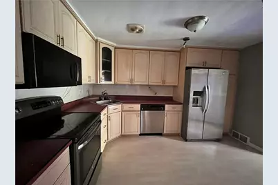 523 Larix Rd, Monroeville, PA 15146 - Photo 4