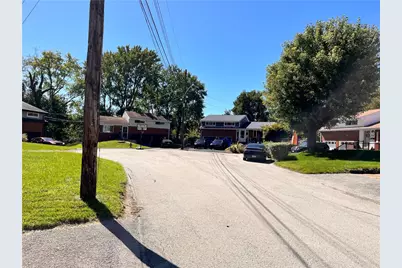 523 Larix Rd, Monroeville, PA 15146 - Photo 12