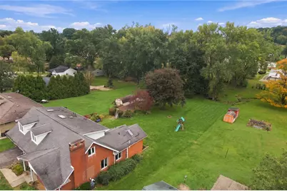 712 William Dr, Level Green, PA 15085 - Photo 4