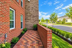 407 Ramsgate Rd, Cranberry Township, PA 16066 - Photo 2