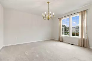 4202 Remington Dr, South Park, PA 15129 - Photo 4