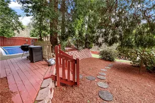 109 Brookmeade Dr, Ross Twp, PA 15237 - Photo 32