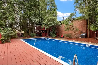 109 Brookmeade Dr, Ross Twp, PA 15237 - Photo 28